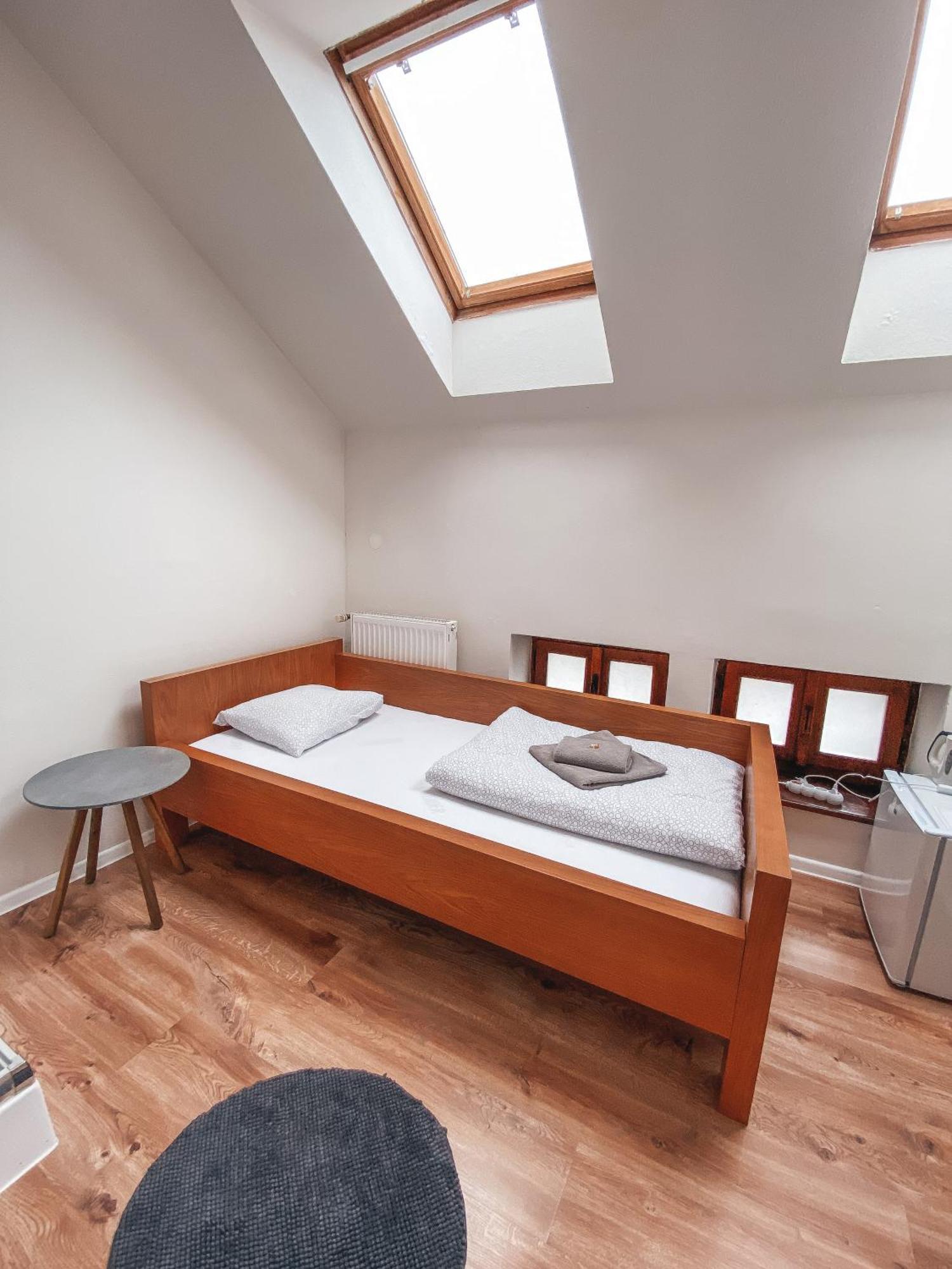 Blue Lotus Apartments 布拉迪斯拉发 外观 照片